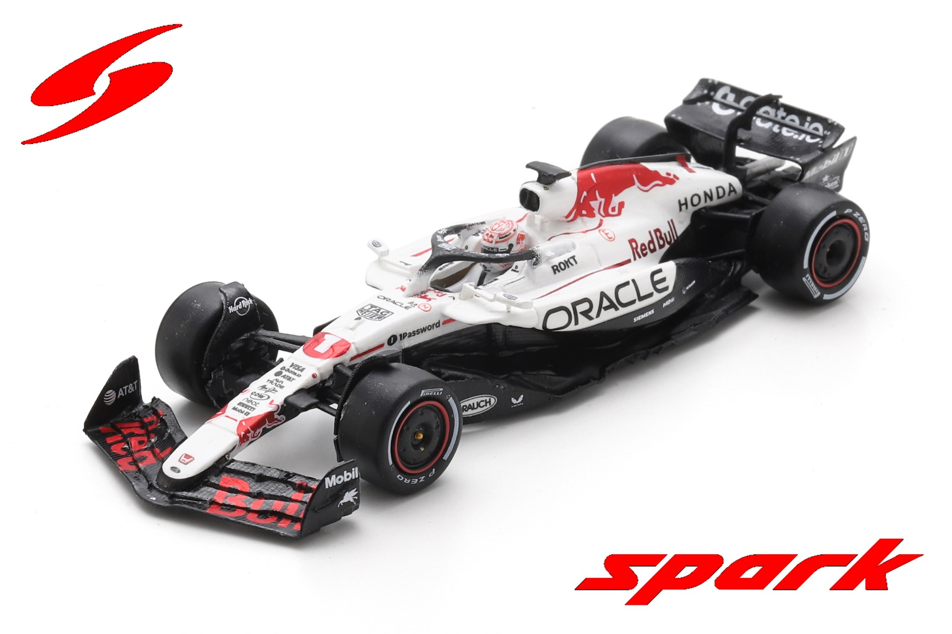 spark 1/43 RedBull RB21 フェルスタッペン 日本GP レッドブルRB21日本GP限定”日の丸”カラーのフェルスタッペン車、早くも