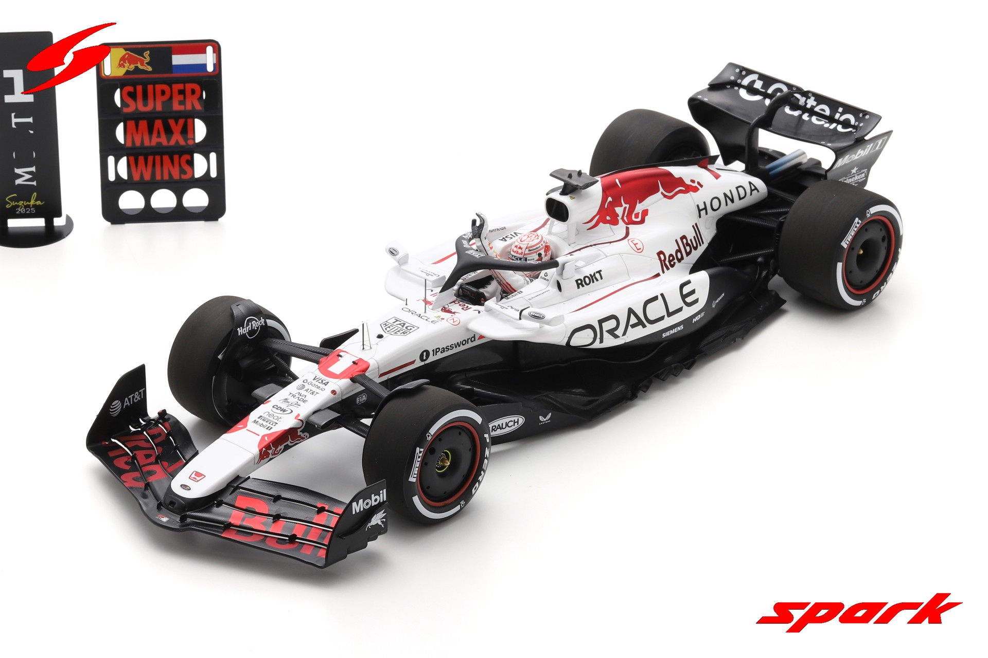 RedBullマックスフェルスタッペン　スパーク1/18　2021モナコ一部破損 SparkmodelWeb